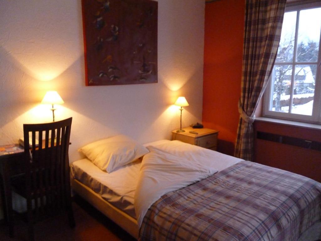 Chalet Sur Lesse Maissin Quarto foto